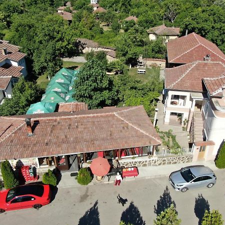 Slanchevata Kashta Hotel Krushuna Exterior foto